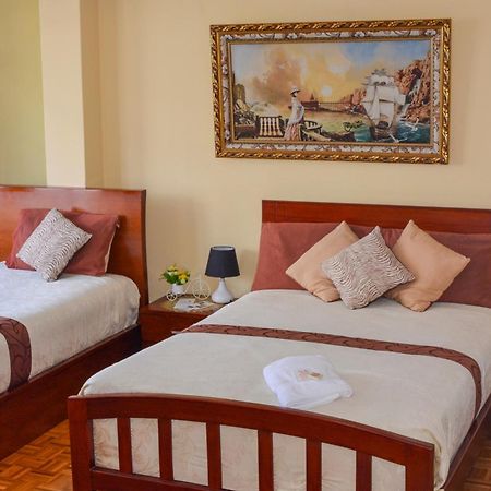 Hotel Villa Lafayette Кито Екстериор снимка