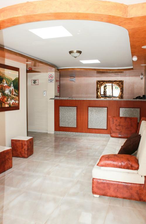 Hotel Villa Lafayette Кито Екстериор снимка