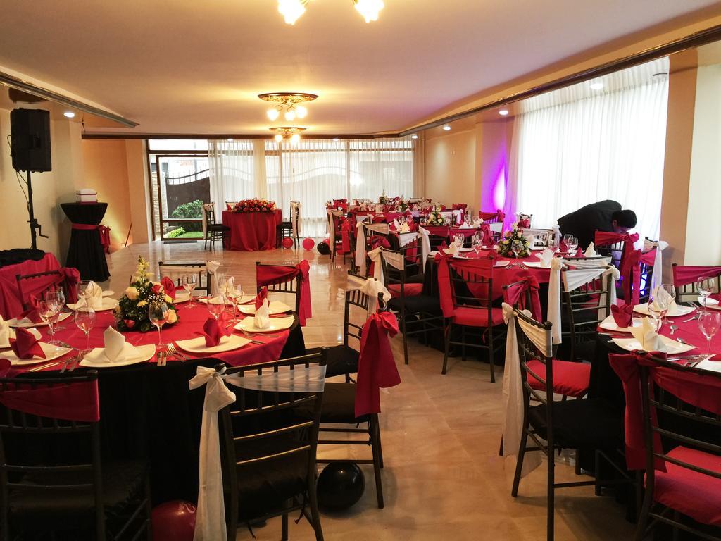 Hotel Villa Lafayette Кито Екстериор снимка