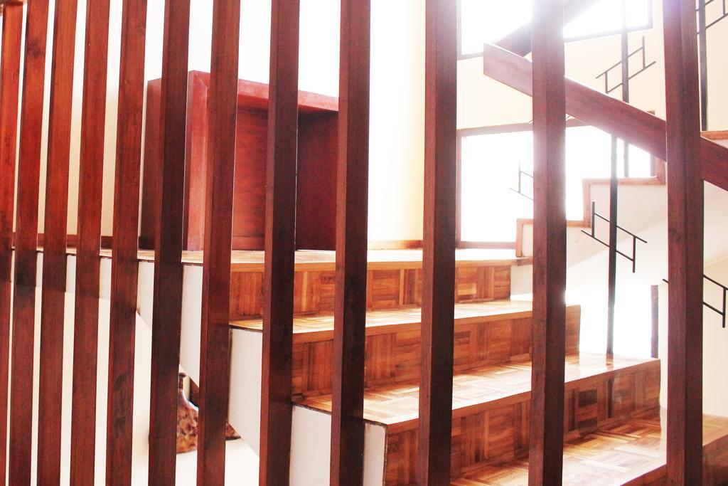 Hotel Villa Lafayette Кито Екстериор снимка