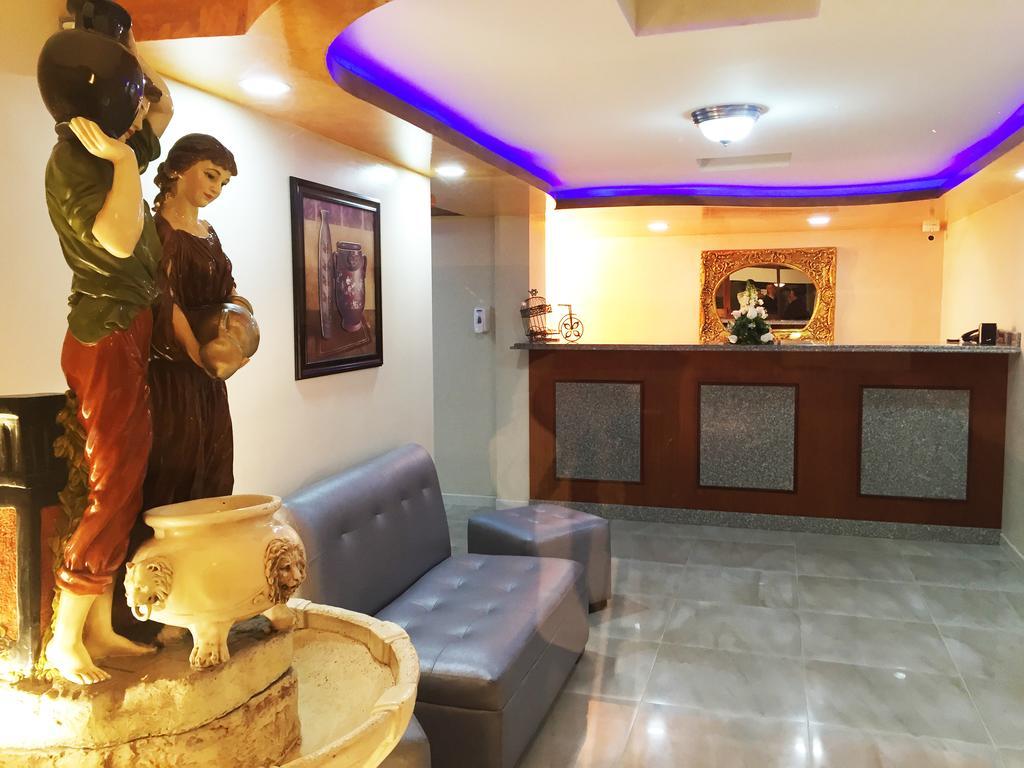Hotel Villa Lafayette Кито Екстериор снимка