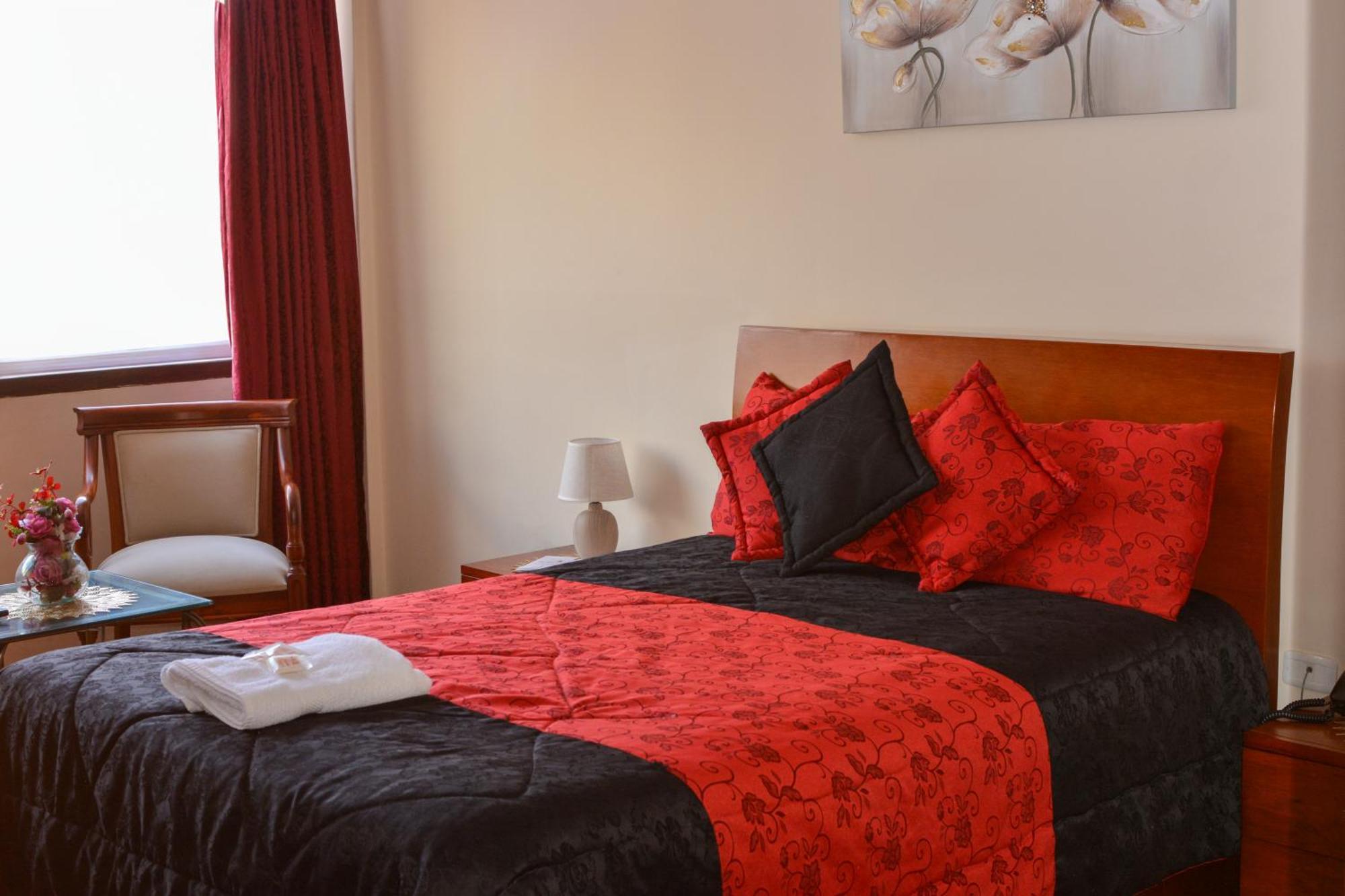 Hotel Villa Lafayette Кито Екстериор снимка