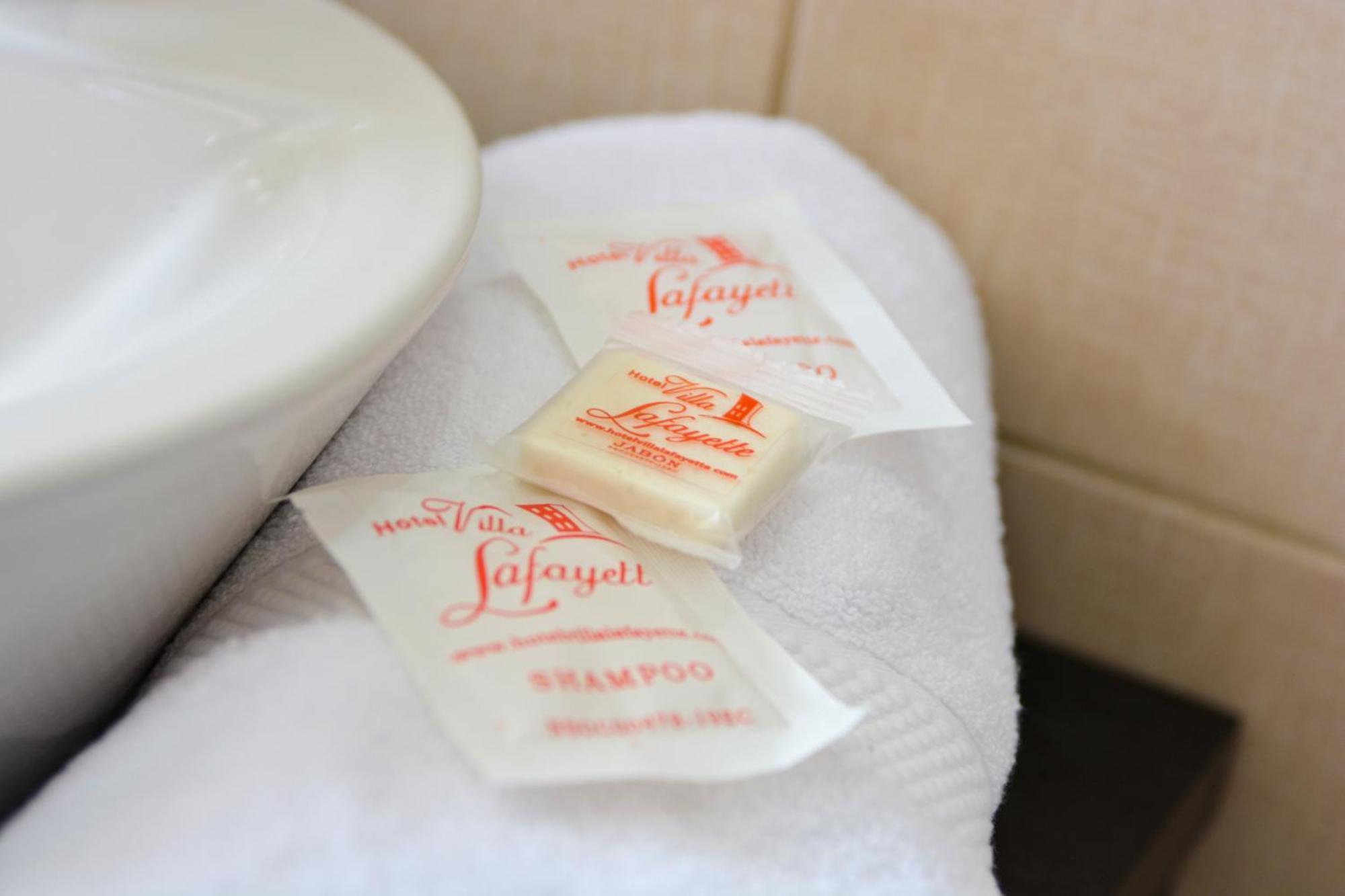 Hotel Villa Lafayette Кито Екстериор снимка