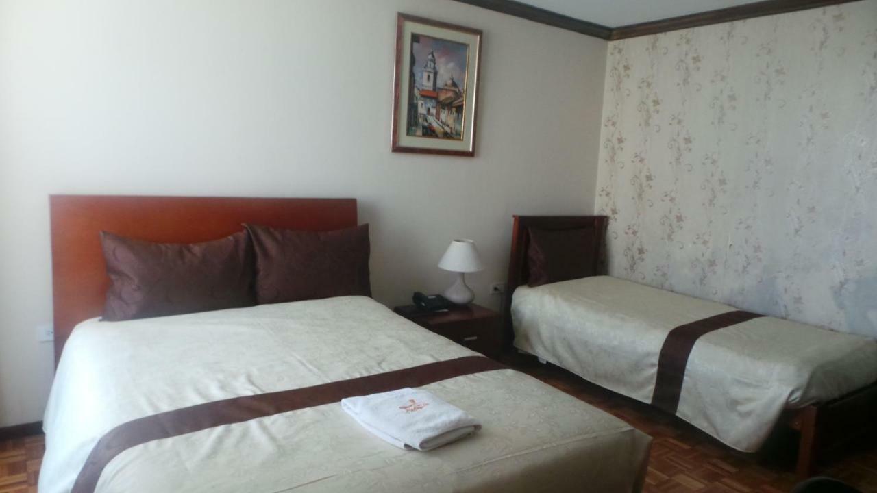 Hotel Villa Lafayette Кито Екстериор снимка
