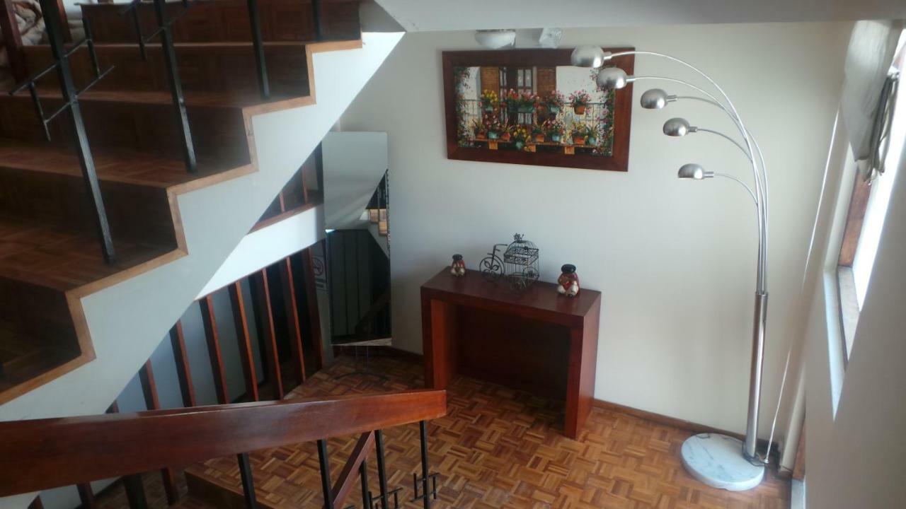 Hotel Villa Lafayette Кито Екстериор снимка