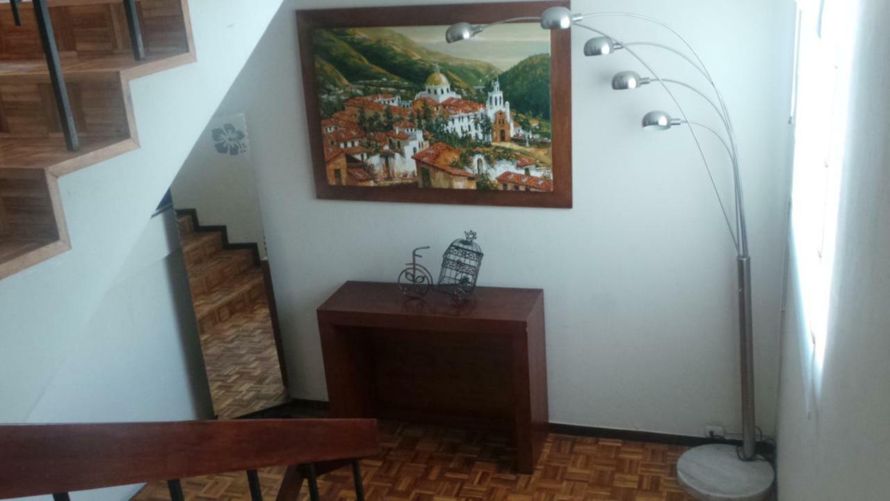 Hotel Villa Lafayette Кито Екстериор снимка